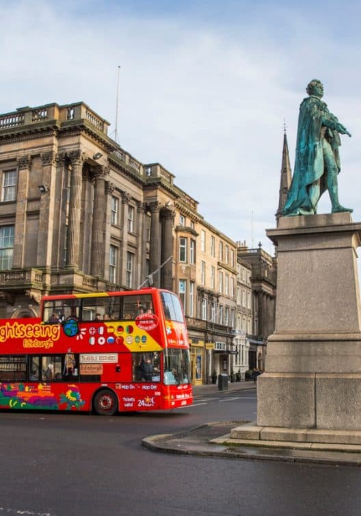 Edinburgh bus tour