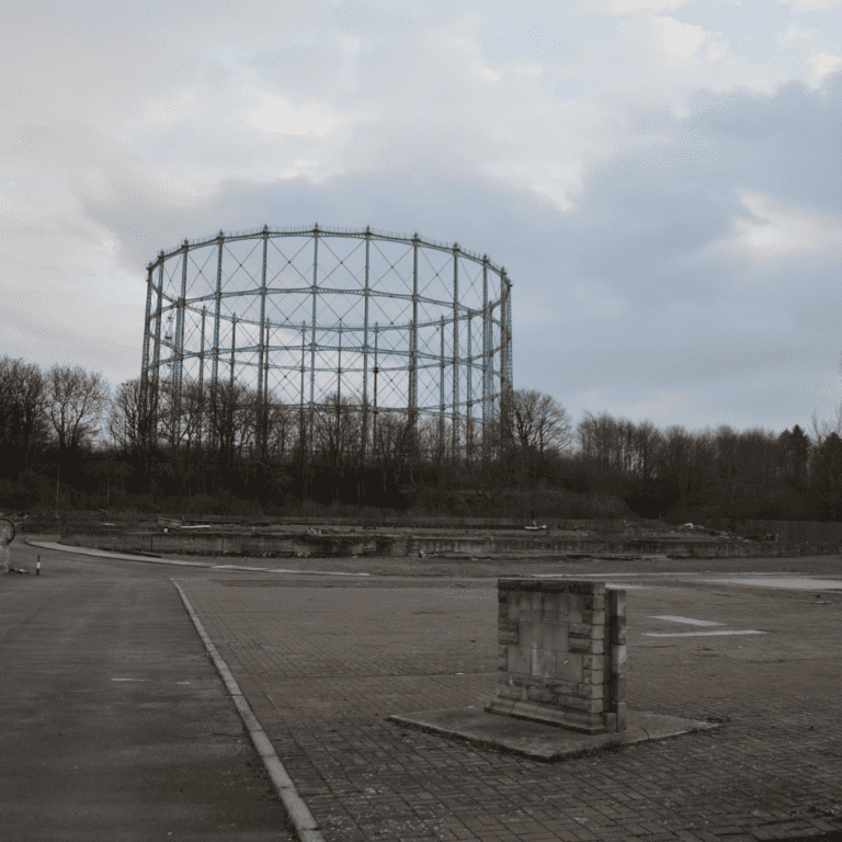 Gas works cylinder