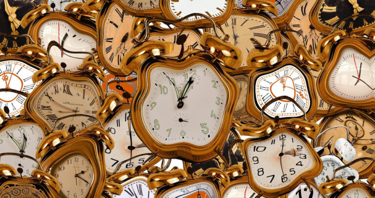 A collage of many distorted, melting gold-framed clocks with various times, reminiscent of Salvador Dalí’s surrealist art, overlapping each other in a chaotic arrangement.
